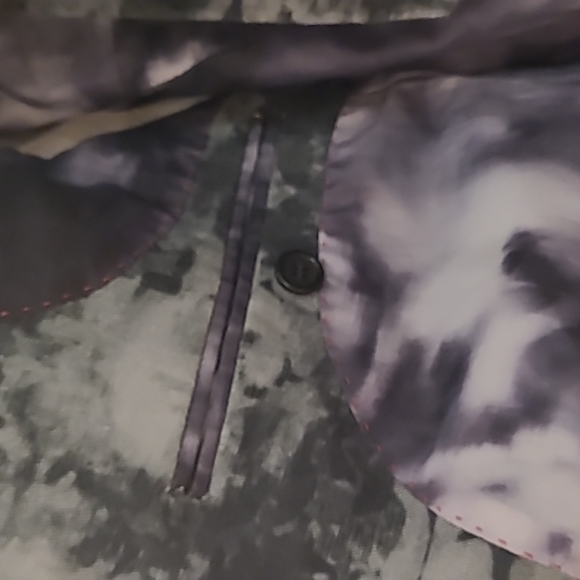 BillTORNADE - Picture 6 of 7